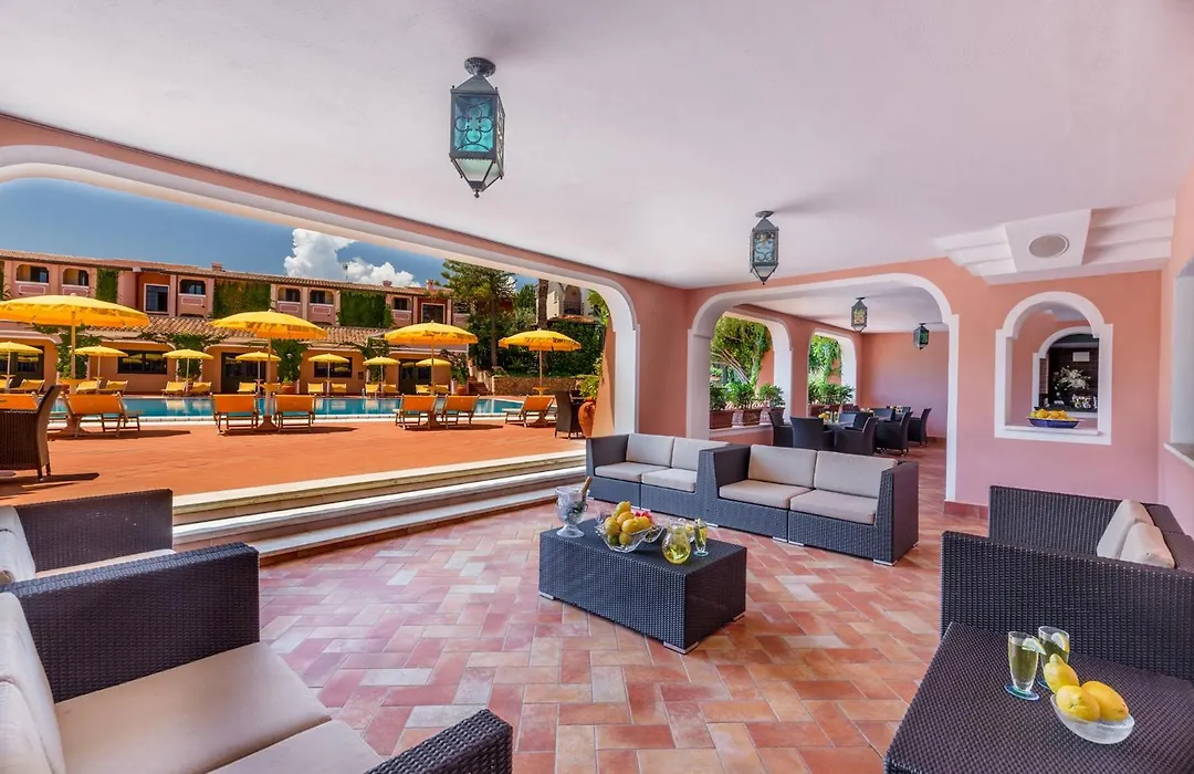 Villaggio Cala Ginepro Resort & Spa-1