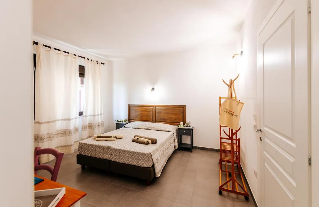 Domo Mediterranea Affittacamere-Guest House-1