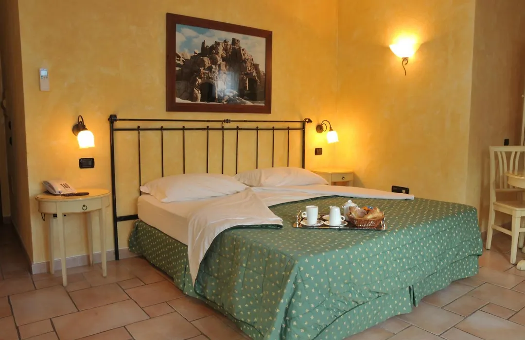 Hotel Villa Del Parco-1