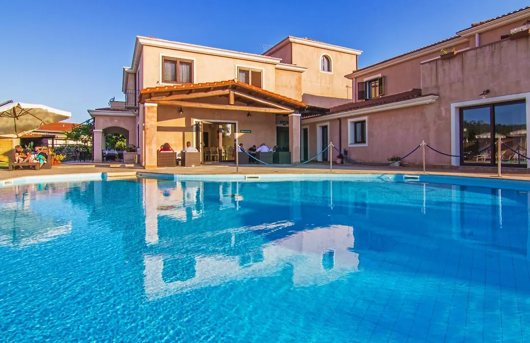 Hotel La Perla-1