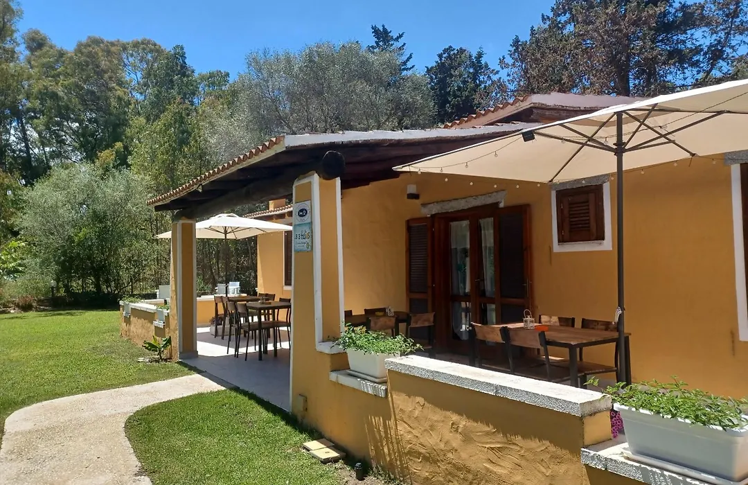B&B Helios Il Tuo Relax In Sardegna-1