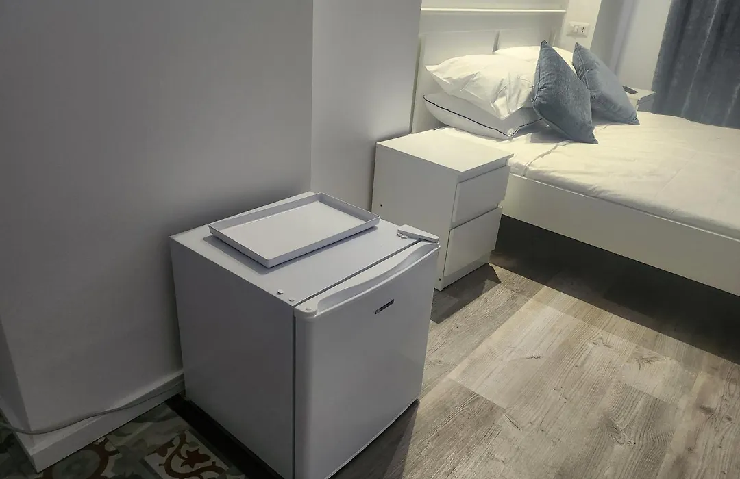 Orange Boutique Rooms-1