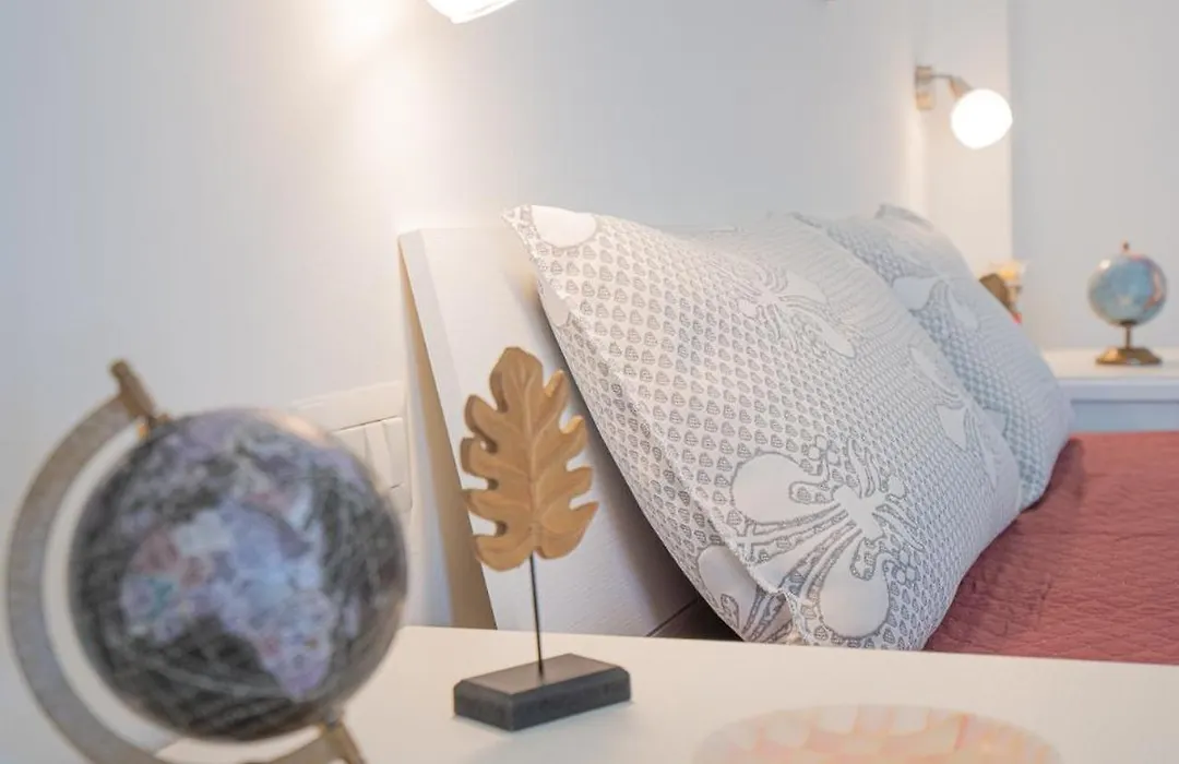 Ambra Holiday Rooms - Rooms & Beach-1