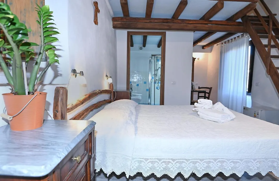 Il Portico Guesthouse-1