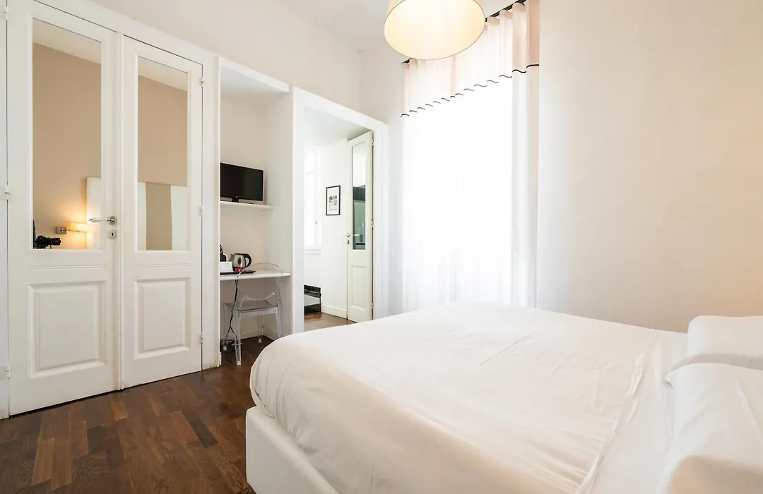 Pley Cagliari Boutique Rooms-1