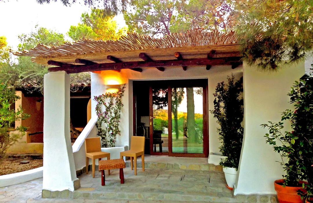 Hotel Ollastu-1