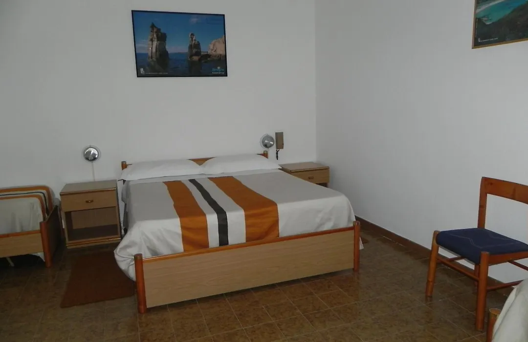Hotel Fjby-1