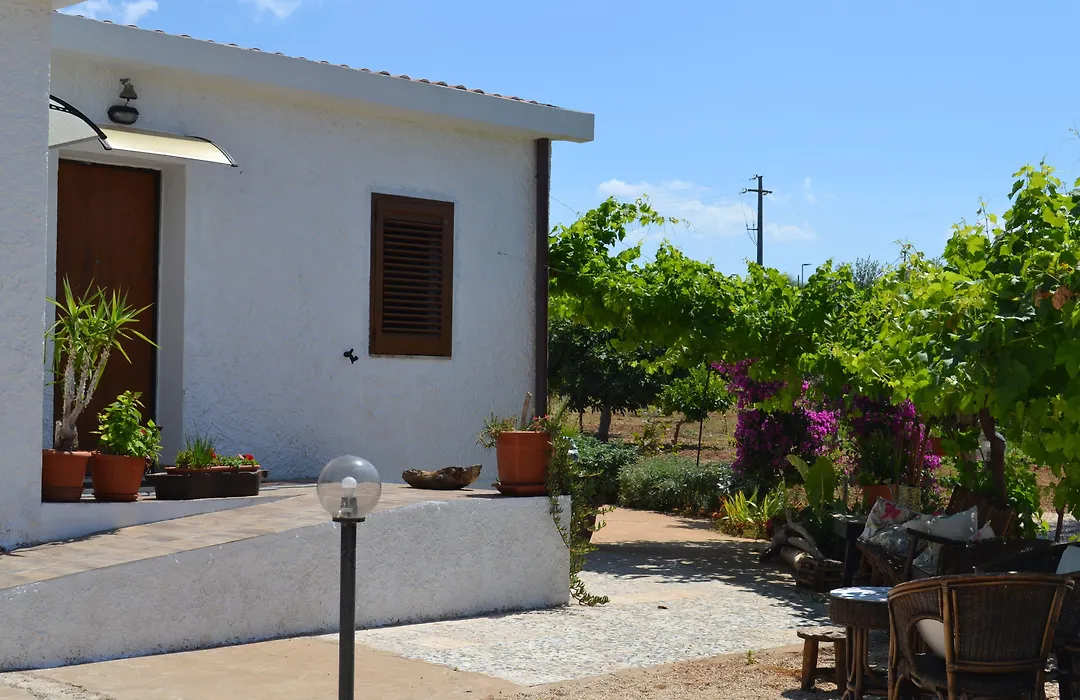 B&B La Casa Bianca di Porto Conte-1