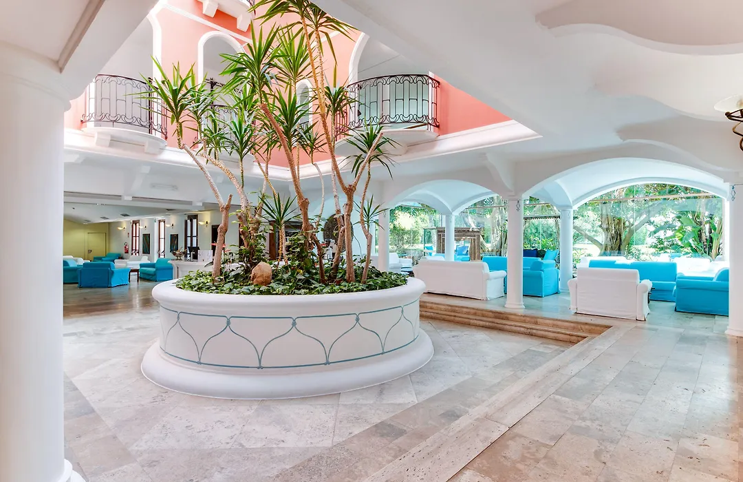 Phi Hotel Sighientu-1
