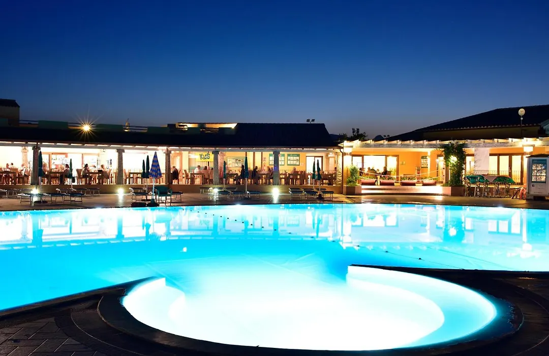 Hotel Cala Fiorita-1