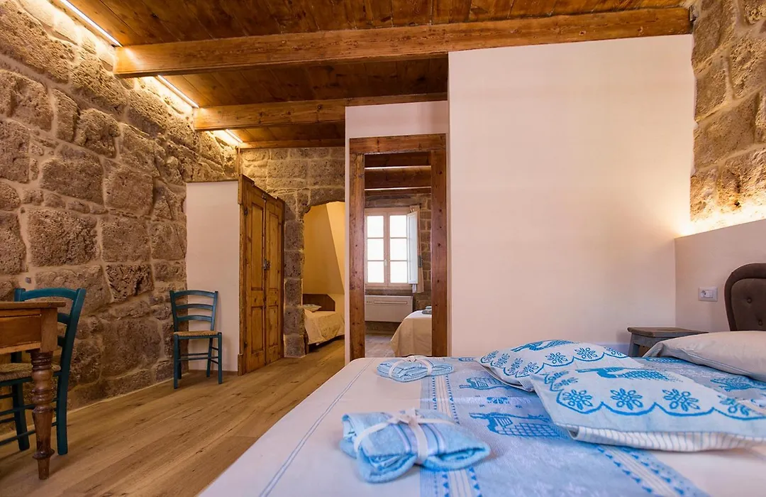Grand Suite Gioberti Elegante Nel Cuore Di Alghero-1