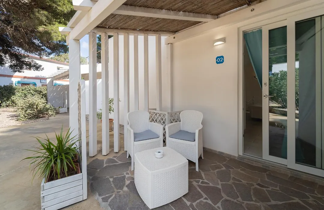 Angolo Mare Apartments&Rooms-1