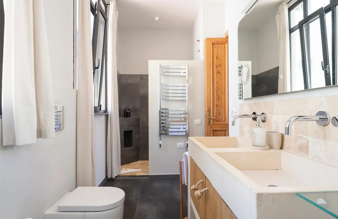 Fra Cielo E Mare Boutique Rooms-1