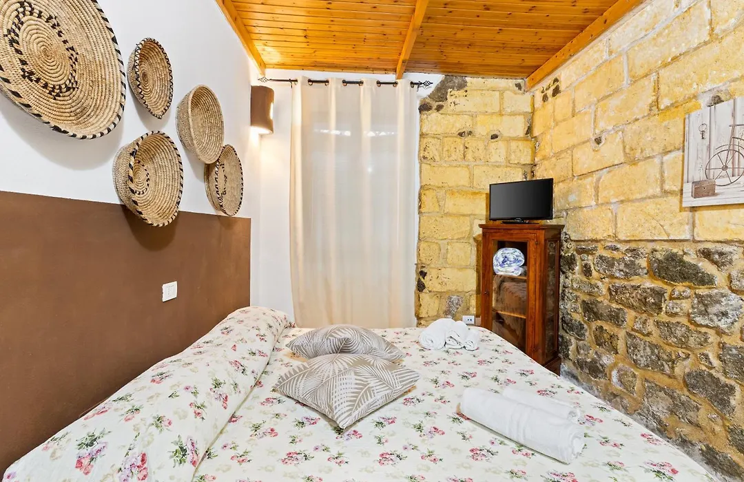 Bed And Breakfast Cala Luna-1