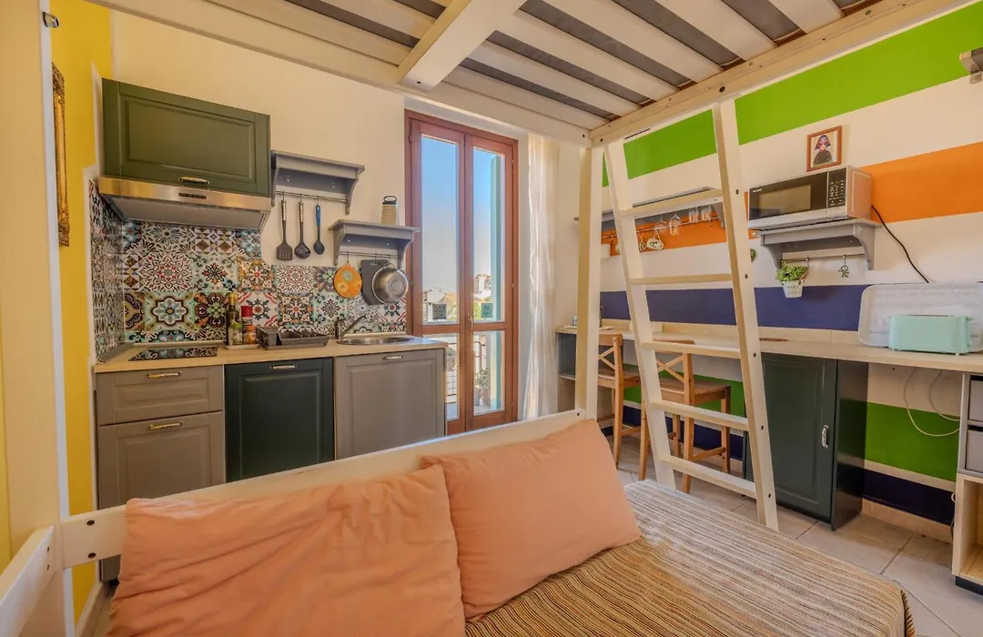 Assaje Guestroom-1