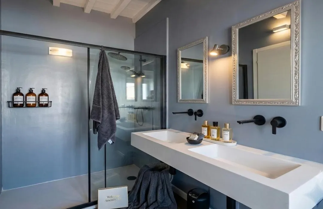 Les Chambres De Francoise Guest House-1