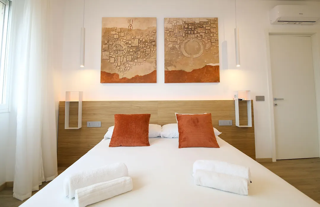 Galleria Roma Art Guesthouse-1