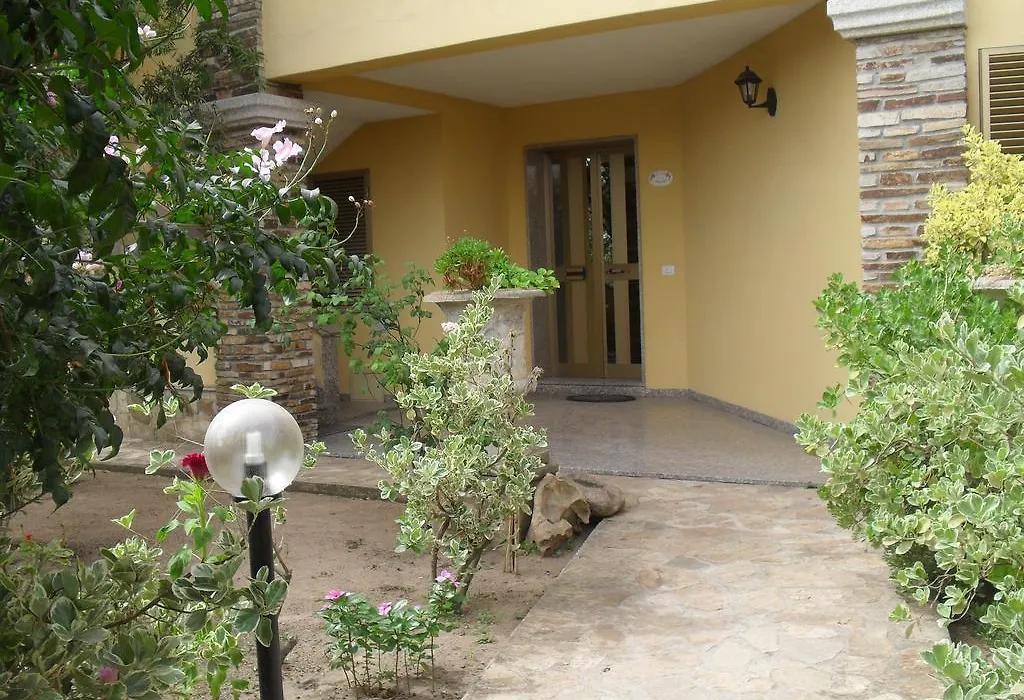 B&B Andalas-1