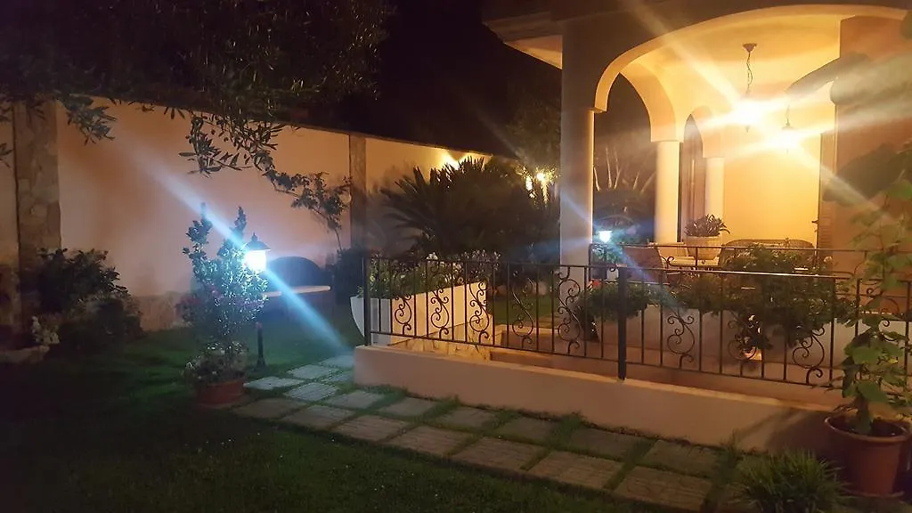 Keira B&B-1