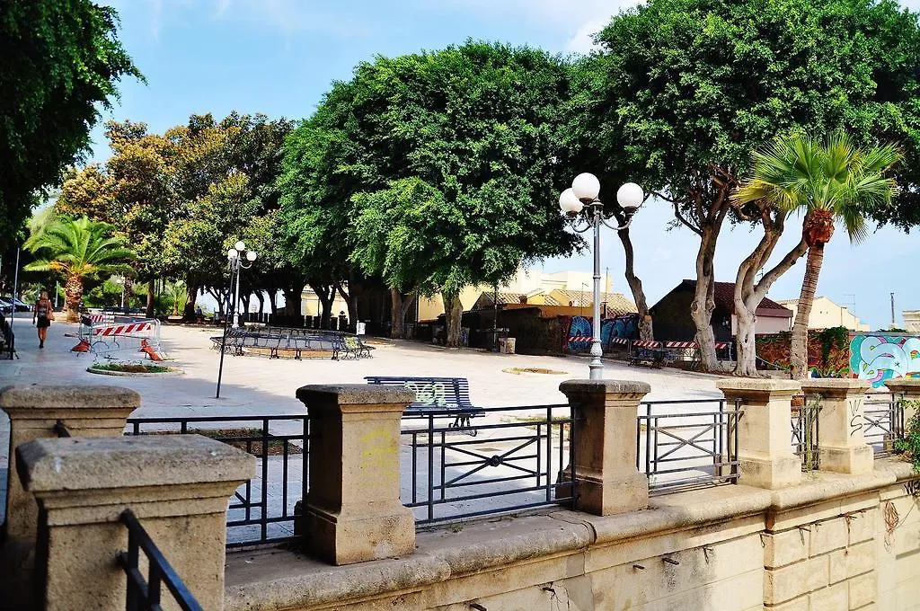 Suite Via Sulis 61-1