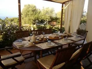 Arcamyrtus Country Holiday Home-1