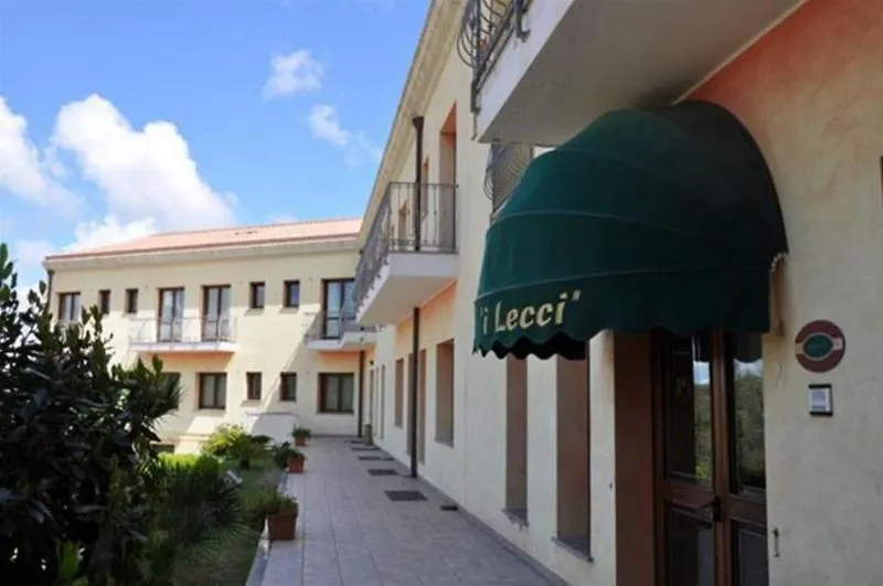 I Lecci-1