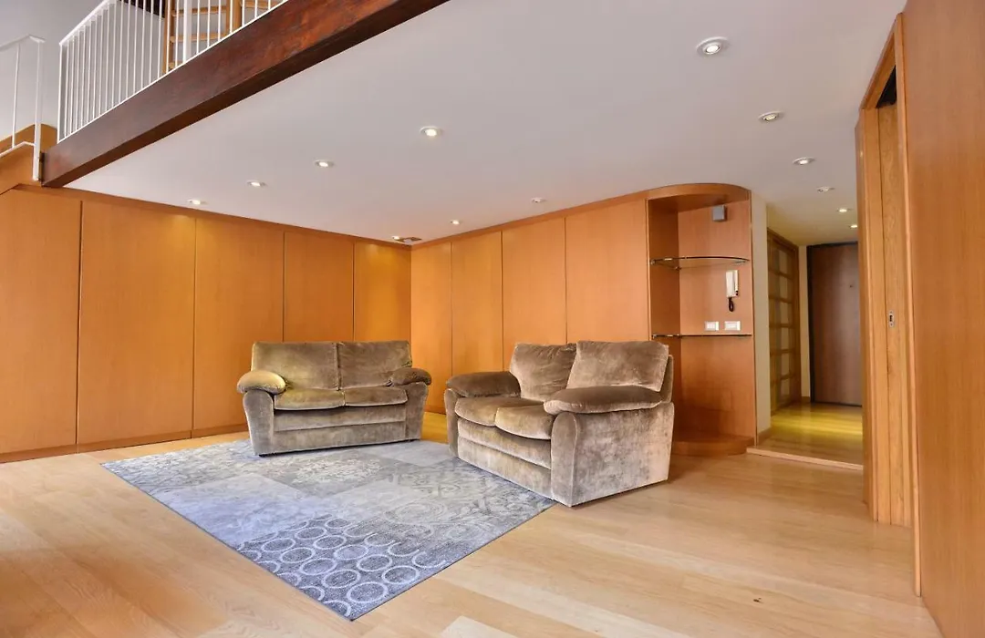 Izzhome Full Center Grand-1