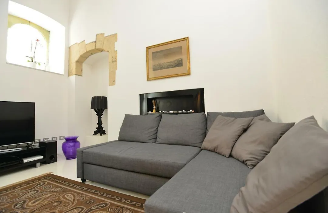 Izzhome Light-1