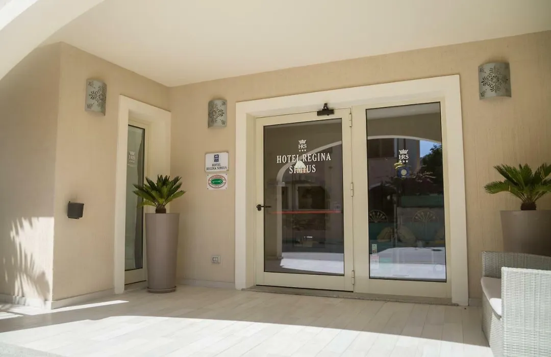 Hotel Regina Simius-1