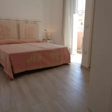 Sardinia-Holiday Spargi Suite & Rooms-2