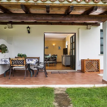 Villa Iris With Pool-2