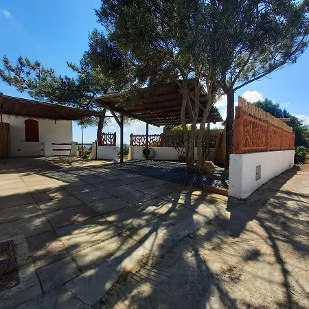 Apartments Casa Vacanze Porto Pino-3