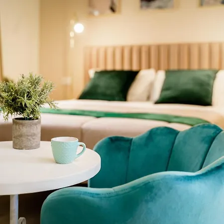 Oisife Apartments-3