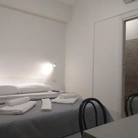 Bernini Affittacamere - Guest House-2