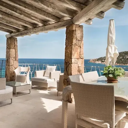 Villa Sul Mare Con Piscina E Jacuzzi Privata-2