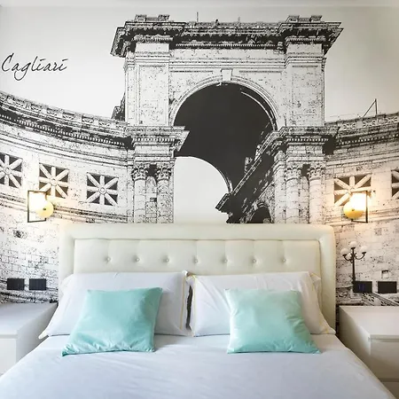 Eleonore Elegant Room Suite Cagliari-3