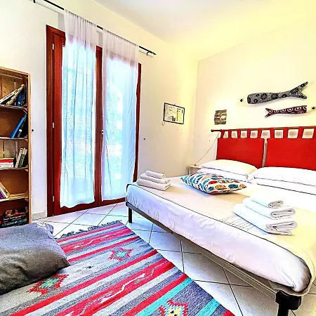 Casa Quasimodo, Con Patio E Giardino Privato-3