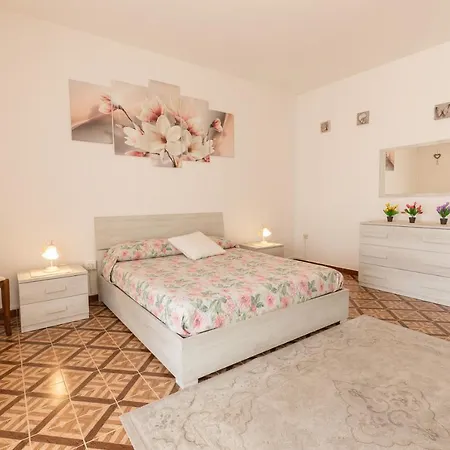 Domus Antonia-2