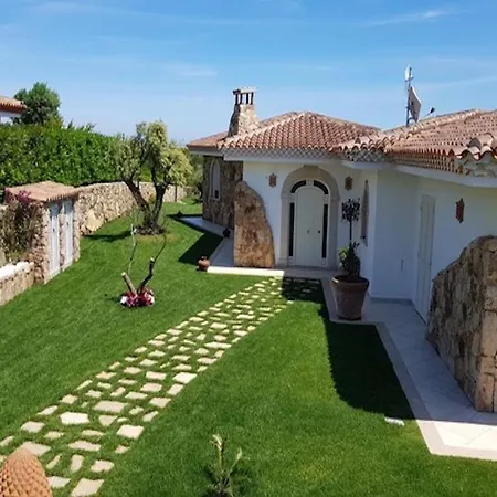Villa Ivana Presso Il Residence Perle Dell'Arcipelago Capo D'Orso-3