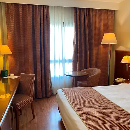 Holiday Inn Cagliari By Ihg-3
