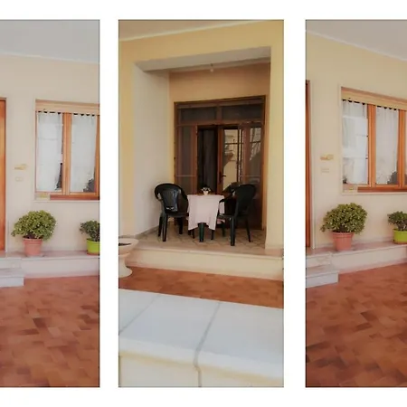 Casa Vacanze E Affittacamere Isola Di Sant'Antioco-2