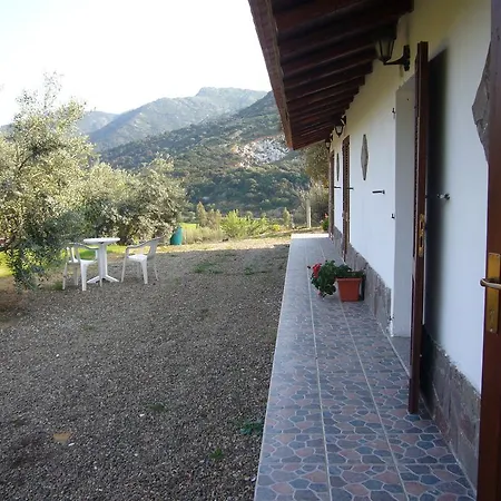 Su Trabi B&B-2