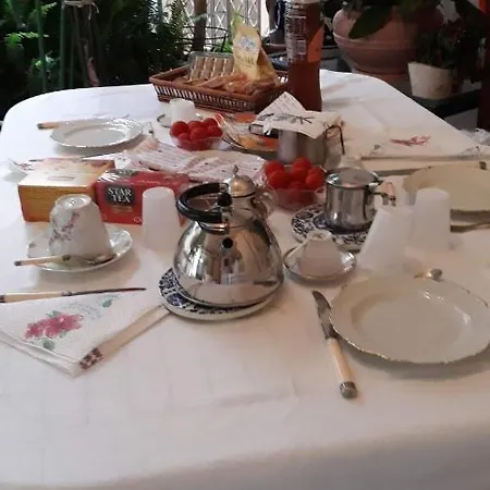 B&B Leo'S-3