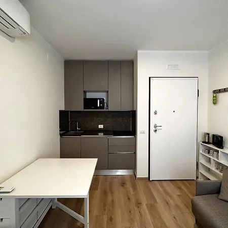 Extravaganza Room&Suite Apartment City Center-3