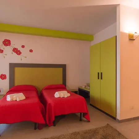 Delta Rooms-2