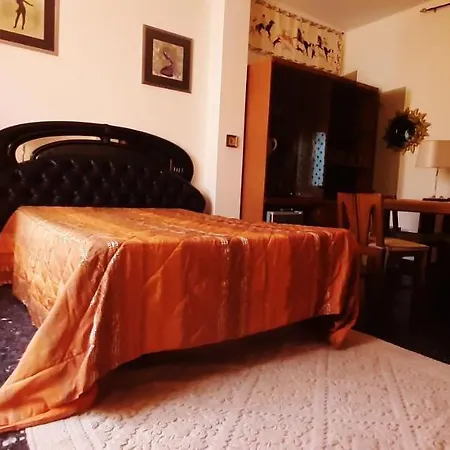 Monteurpinu Room-2