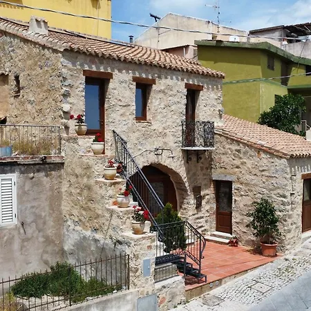 La Corte Dei Baroni-2