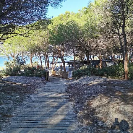 Boat House Paola-3