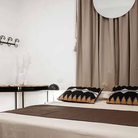 -Castello Rooms- Room 2-3