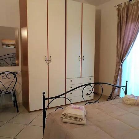 Alice B&B-3